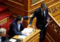 «Μπανανόφλουδα» ονομαστικής ψηφοφορίας από Τσίπρα σε ΝΔ για την «13η σύνταξη»