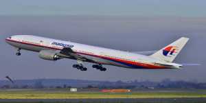 Πιθανή η κατάρριψη από πύραυλο για το Boeing των Μαλαισιανών αερογραμμών με 295 επιβάτες