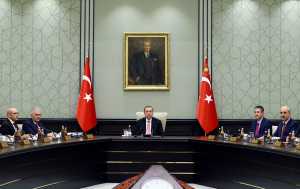 Ο Ερντογάν έθεσε την Τουρκιά σε κατάσταση εκτάκτου ανάγκης και επιτίθεται στους Ευρωπαίους