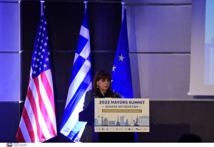 Η Κατερίνα Σακελλαροπούλου θα δεχθεί τον δήμαρχο Νέας Υόρκης