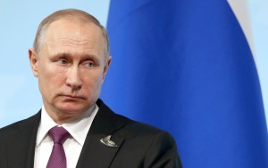 Ο Πούτιν απαντά στις κυρώσεις των ΗΠΑ με απομάκρυνση 755 Αμερικανών διπλωματών