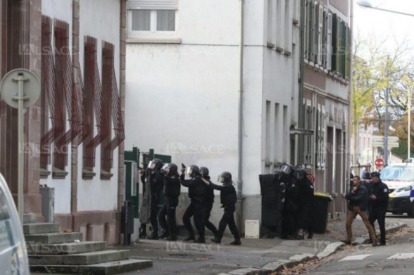 Γαλλία: Φάρσα η «βόμβα» και η «ομηρία» στο σχολείο