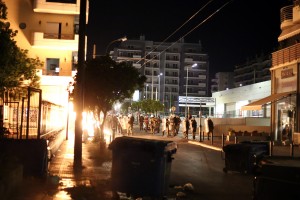 Επεισόδια στην πορεία για τον Φύσσα σε Κερατσίνι και Θεσσαλονίκη - 6 τραυματίες