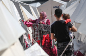 «Αγγίζει» τον Ερντογάν το σκάνδαλο με τις σκηνές που πουλούσε η Ερυθρά Ημισέληνος στους σεισμόπληκτους