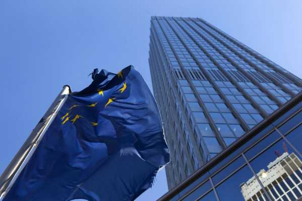 ΕΚΤ: Στα 529,6 δισ. ευρώ οι αγορές κρατικών ομολόγων 