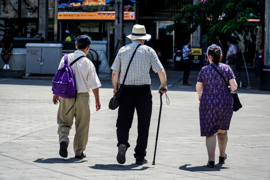 New York Times: «Ο καύσωνας είναι ο νέος κορονοϊός για τους ηλικιωμένους στην Ευρώπη»