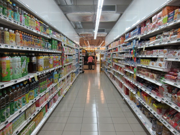 Ληγμένα προϊόντα σε σούπερ μάρκετ: Ποια είναι ασφαλή για κατανάλωση μετά την ημερομηνία λήξης (vid)