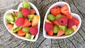 Μείωσε τα επίπεδα της χοληστερόλης σου τρώγοντας αυτό το φρούτο καθημερινά