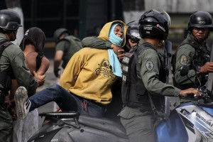 Βενεζουέλα: Προσπάθεια διάψευσης περί &quot;χειραγώγησης&quot; της συμμετοχής στις εκλογές