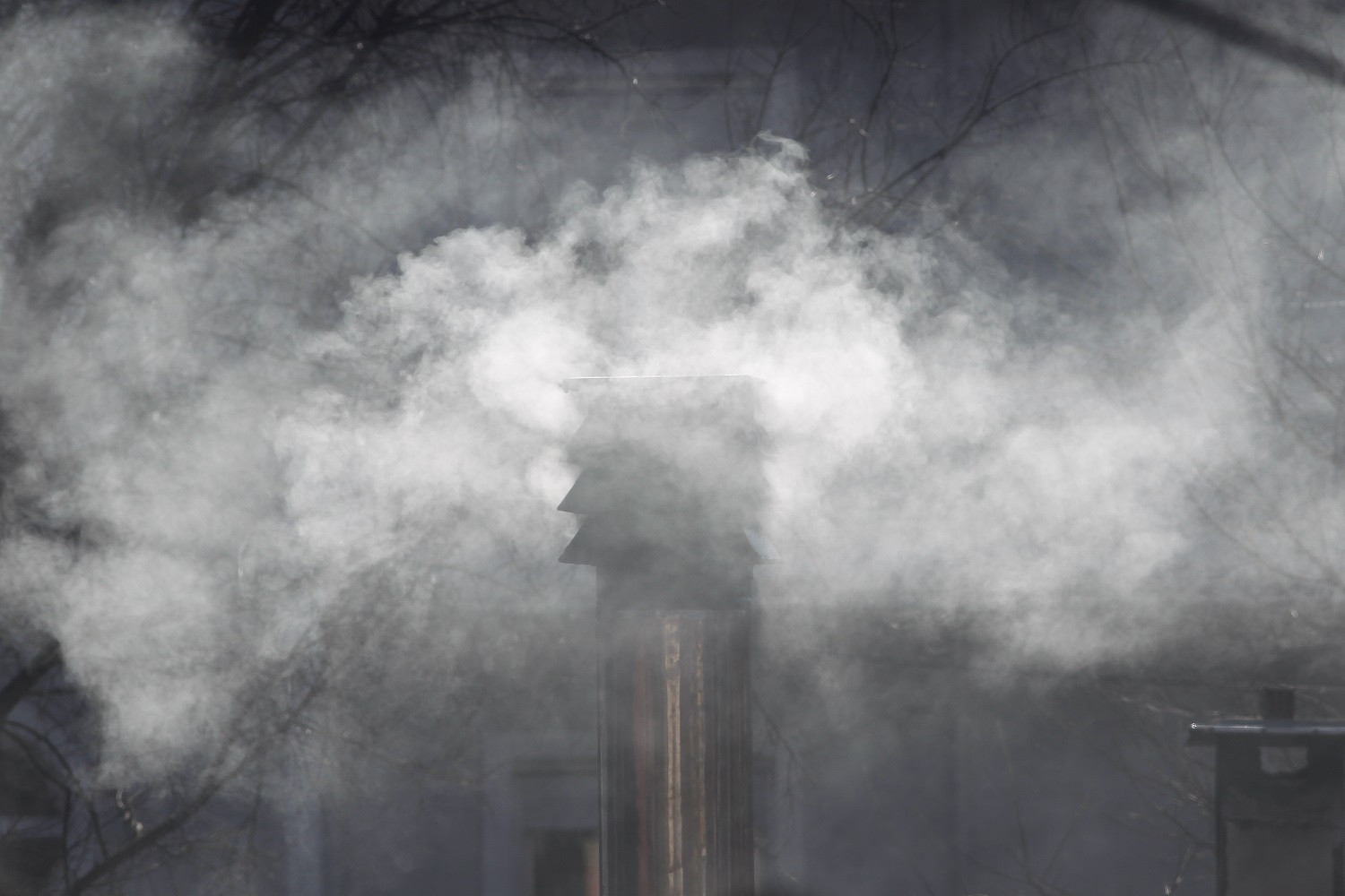 Επιστρέφει απειλητικά η αιθαλομίχλη - Οδηγίες από το υπουργείο Υγείας