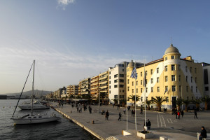 Guardian: Ποια παραθαλάσσια ελληνική πόλη βρίσκεται ανάμεσα στις έξι ομορφότερες της Ευρώπης