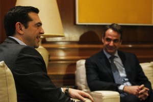 Η εκλογή ΠτΔ, η θητεία των βουλευτών και οι περιορισμοί στις εκλογές στο «οπλοστάσιο» ΣΥΡΙΖΑ - ΝΔ