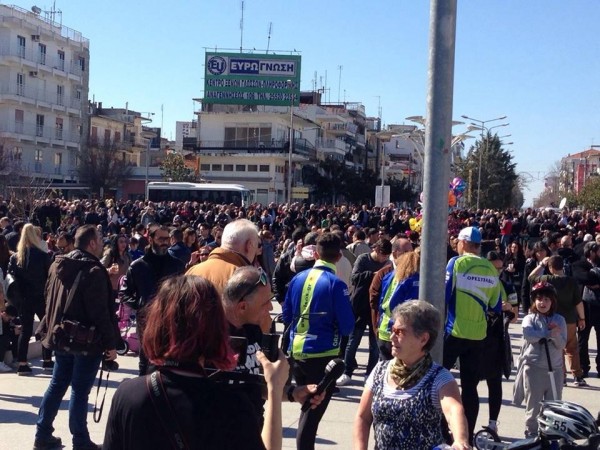 Πλήθος κόσμου στο συλλαλητήριο της Ορεστιάδας για τους δύο Έλληνες στρατιωτικούς