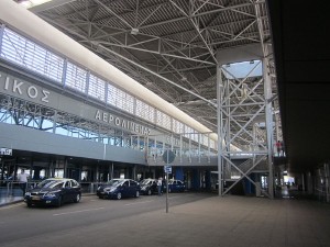 Ταλαιπωρία για τους επιβάτες στο αεροδρόμιο Μακεδονία - Αναγκάστηκαν να προσγειωθούν αλλού 8 πτήσεις εξωτερικού
