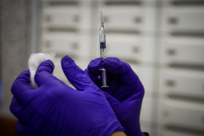 Κορονοϊός: Υπολογίζουν σε 260.000 εμβολιασμούς το επόμενο διάστημα