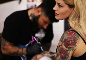 Πάνω από 1 στους 10 Ευρωπαίους έχει πια τουλάχιστον ένα τατουάζ