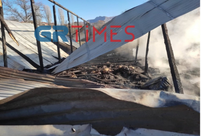 Καστοριά: Φωτιά σε κτηνοτροφική μονάδα έκαψε ζωντανά 250 αιγοπρόβατα