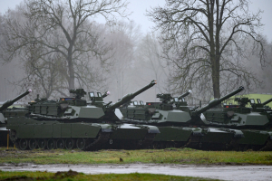 Οι ΗΠΑ στέλνουν 31 Abrams στην Ουκρανία: «Αυτά τα τανκς καίγονται όπως όλα τα άλλα», απαντά η Μόσχα