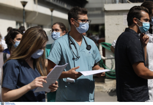 Ανεμβολίαστοι υγειονομικοί: Απόφαση – σταθμός, δικαστήριο «δικαίωσε» γιατρό νοσοκομείου σε αναστολή εργασίας
