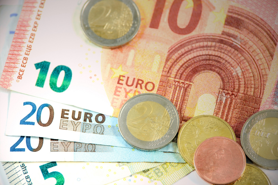 «Σύμβουλος επενδύσεων» εξαπάτησε επιχειρηματίες και εφοπλιστές, πώς απέσπασε πάνω από 16.000.000 ευρώ