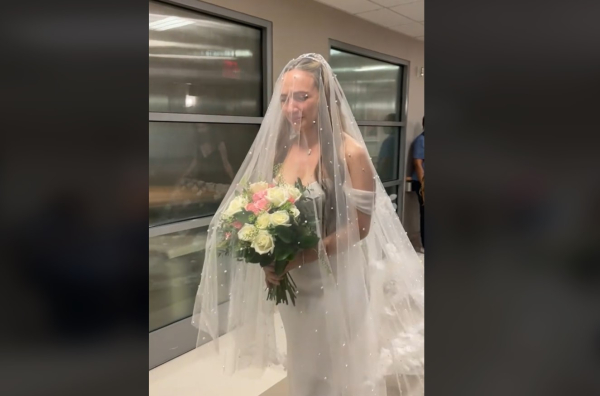 Παντρεύτηκε στο νοσοκομείο για να την δει νύφη ο πατέρας της, πέθανε δυο μέρες μετά