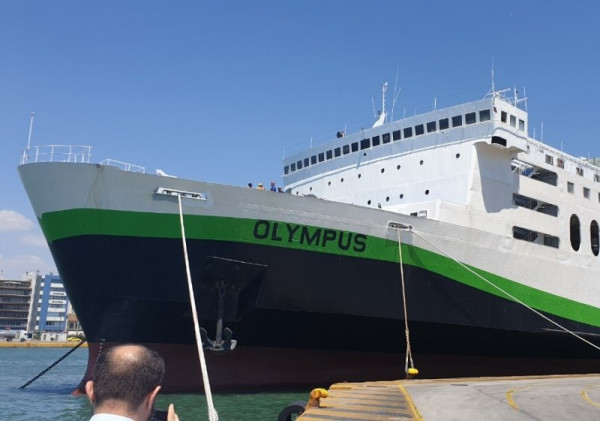 Παρολίγο τραγωδια στο Ρέθυμνο: Ναυτικός έπεσε από φορτηγό πλοίο στη θάλασσα