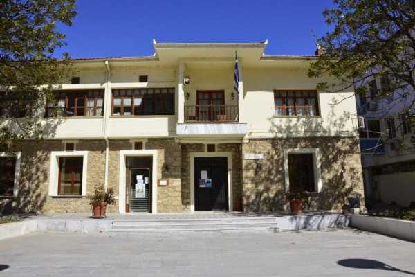 Ο Δήμος Ορεστιάδας μειώνει τα τέλη χρήσης δημόσιου χώρου