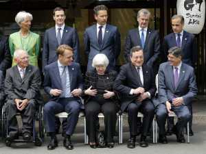 Οι G7 δεσμεύθηκαν να κρατήσουν ανέπαφες τις ισοτιμίες