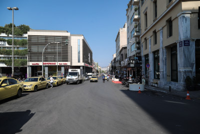 Δήμος Αθηναίων: Συνεχίζεται η απαλλαγή από την καταβολή τελών για τις πληττόμενες επιχειρήσεις