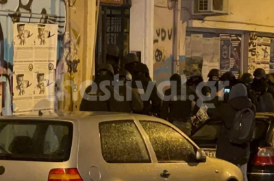 Θεσσαλονίκη: Σε εξέλιξη αστυνομική επιχείρηση για εκκένωση υπό κατάληψη κτηρίου με τέσσερις συλλήψεις