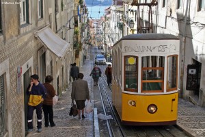 Αντιπαραγωγικά τα προγράμματα σε Πορτογαλία και Ελλάδα