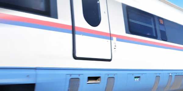 Έκπτωση 30% στα εισιτήρια του τρένου για Αθήνα - Βόλος - Αθήνα με ετήσια κάρτα