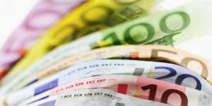 Πάνω από το 1/3 των νοικοκυριών έχει οφειλές που ξεπερνούν τις 200.000 ευρώ 
