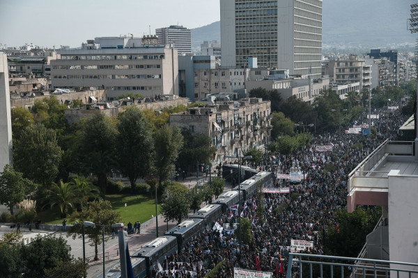 Τσίπρας για δίκη Χρυσής Αυγής: Ο λαός της Αθήνας δίνει την ετυμηγορία του, δεν είναι αθώοι