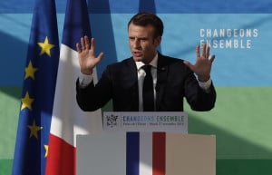 Κατηγορηματική διάψευση για παραίτηση Μακρόν και διεξαγωγή εκλογών στη Γαλλία