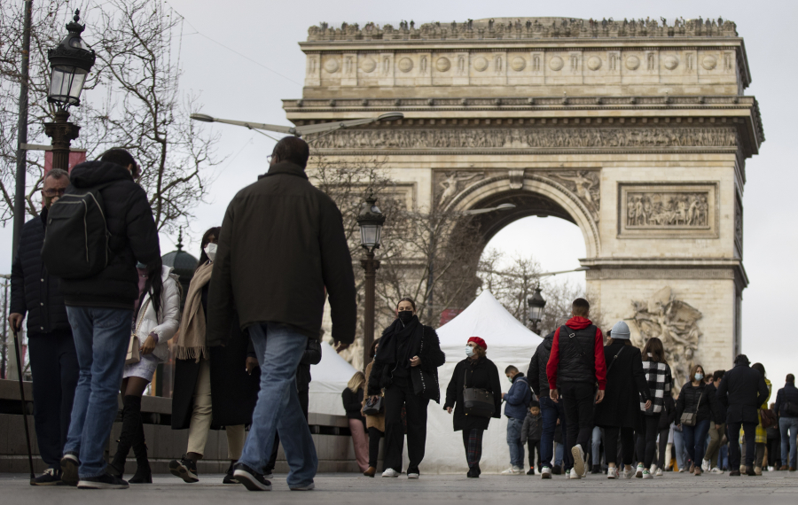 Γαλλία: Μικρή μείωση στα κρούσματα, σταθερά ανοδικός ο μέσος όρος