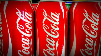 Πόλεμος στην Ουκρανία: Και η Coca Cola διακόπτει τις δραστηριότητές της στη Ρωσία