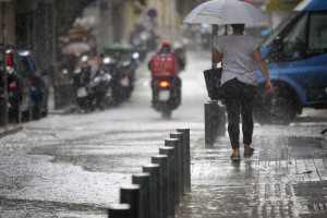 Καιρός ΕΜΥ: Έκτακτο δελτίο καιρού - Έρχεται κακοκαιρία με βροχές και χαλάζι τις επόμενες ώρες