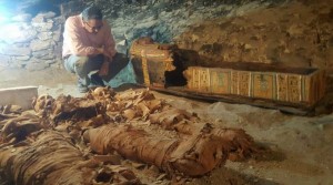 Αίγυπτος: Αρχαιολόγοι ανακάλυψαν μια καλοδιατηρημένη μούμια της ελληνορωμαϊκής περιόδου