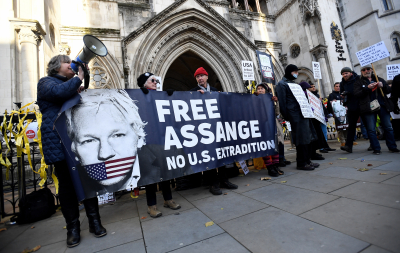 Βρετανία: Εφεση από τους δικηγόρους του Ασάνζ για την απόφαση έκδοσής του στις ΗΠΑ