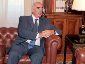 Κυβέρνηση με Πρωθυπουργό Δραγασάκη προτείνει ο Μειμαράκης