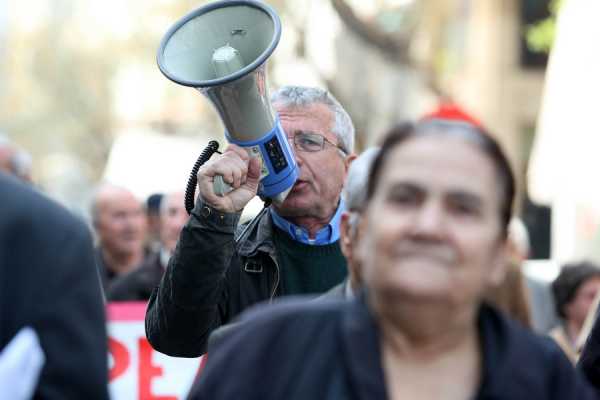ΑΔΕΔΥ: 24ωρη απεργία στο Δημόσιο στις 12 Νοεμβρίου