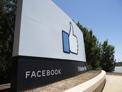 Τo Facebook προειδοποιεί για κακόβουλες εφαρμογές που «κλέβουν» κωδικούς χρηστών