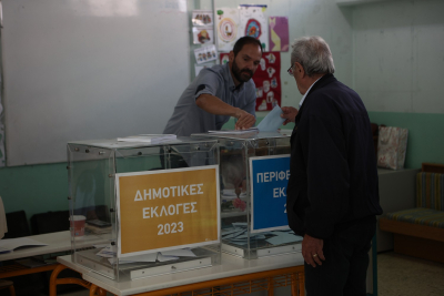 Εκλογές: Τα πρώτα αποτελέσματα στον Δήμο Αθηναίων, μεγάλη μάχη για τη δεύτερη θέση