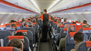 Κρήτη: Θεριακλής άναψε τσιγάρο μέσα στο αεροπλάνο!