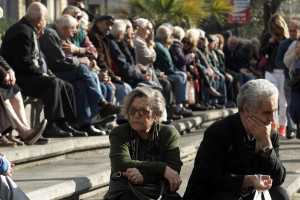 Δημογραφικό Σοκ: Ένας στους τρεις Ελληνες άνω των 65 ετών το 2050 