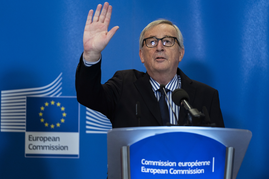 Ο Γιούνκερ «κουνάει το δάχτυλο» στην ΕΕ: Ηχηρό όχι στην ένταξη της Ουκρανίας στο ΝΑΤΟ, «είναι διεφθαρμένοι, θα έχει επιπτώσεις»»