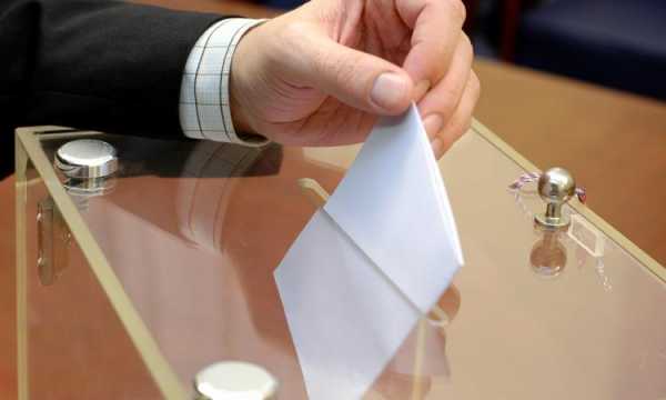 ΥΠΕΣ: Ανακοίνωση για τους εκπροσώπους κομμάτων στο δημοψήφισμα 2015