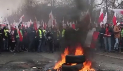 Πολωνία: Βίαια επεισόδια μεταξύ των αγροτών και των αστυνομικών