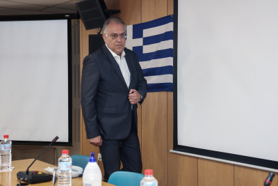 Θεοδωρικάκος: «Να αυξηθούν κατά 50% οι έλεγχοι των παραβάσεων του ΚΟΚ στην Κρήτη»